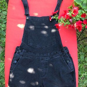 Urban outfitters black overalls